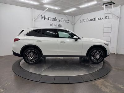 2026 Mercedes-Benz GLC - Photo 8