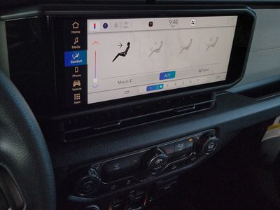 2026 Jeep Wrangler — photo 29 view