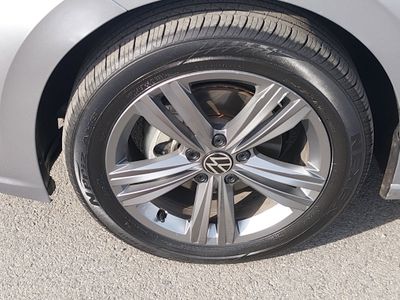 2024 Volkswagen Jetta — photo 10 view