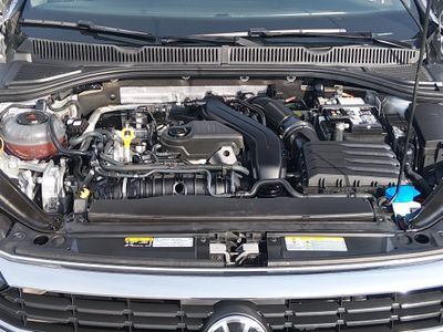 2024 Volkswagen Jetta — photo 9 view