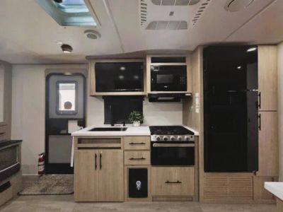 2026 Grand Design Imagine XLS - Photo 5