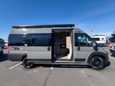 2026 Winnebago TRAVATO - Photo 18