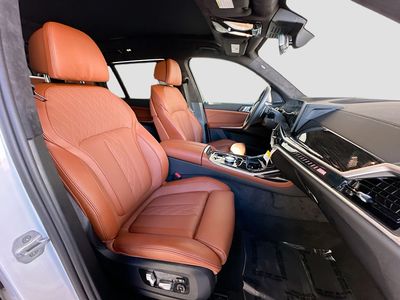2025 BMW X7 — photo 31 view