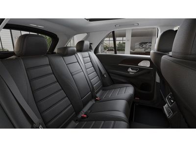 2026 Mercedes-Benz GLE — detail view