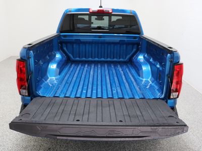 2024 Chevrolet Colorado 4WD - Photo 29