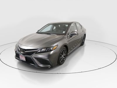 2023 Toyota Camry - Photo 3
