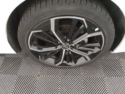 2024 Nissan Altima — photo 10 view
