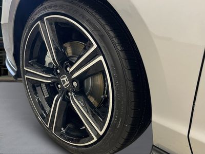 2026 Honda Accord Hybrid — photo 12 view