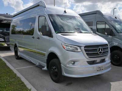 2027 Grech RV STRADA-ION - Photo 1