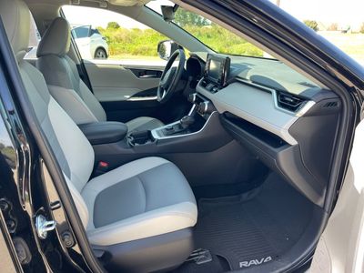 2021 Toyota RAV4 — photo 15 view