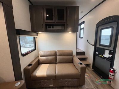 2026 Venture RV SportTrek Touring Edition — photo 44 view