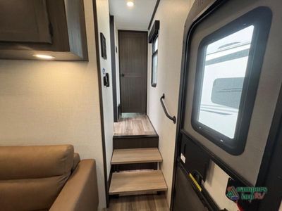 2026 Venture RV SportTrek Touring Edition — photo 48 view