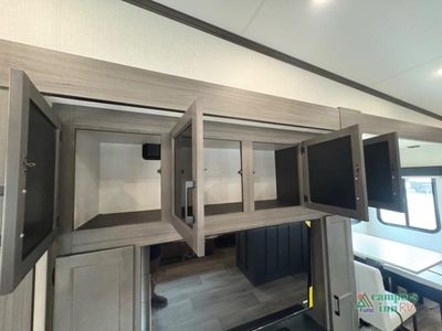 2026 Venture RV SportTrek Touring Edition — photo 18 view