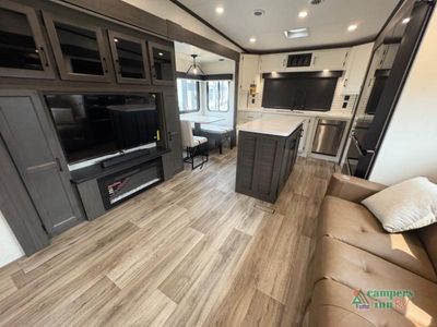 2026 Venture RV SportTrek Touring Edition — photo 14 view