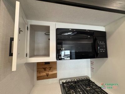 2026 Venture RV SportTrek Touring Edition — photo 28 view