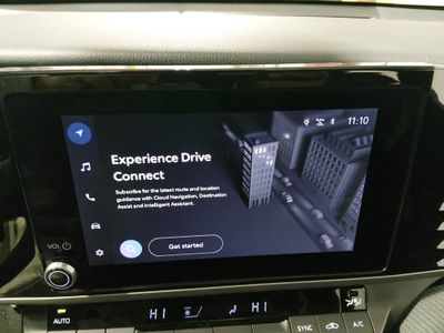 2025 Toyota Camry — photo 17 view