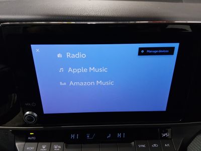 2025 Toyota Camry — photo 20 view
