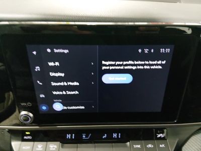 2025 Toyota Camry — photo 19 view