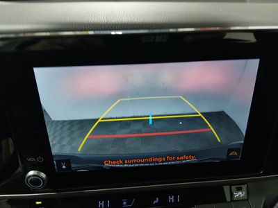2025 Toyota Camry — photo 16 view