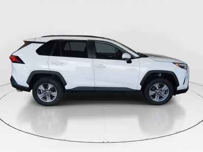 2024 Toyota RAV4 - Photo 8