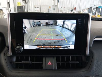 2024 Toyota RAV4 - Photo 16