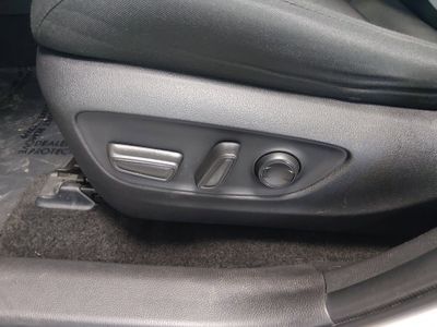 2024 Toyota RAV4 - Photo 18