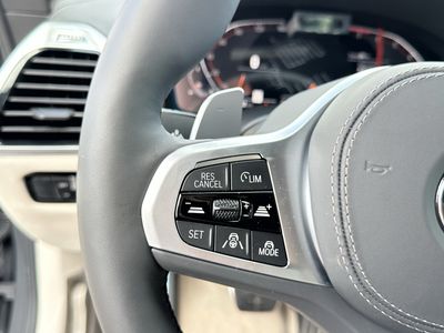 2026 BMW 8 Series — photo 27 view