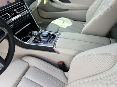 2026 BMW 8 Series — photo 14 view