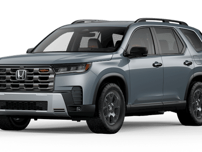 2026 Honda Pilot TrailSport - Photo 2