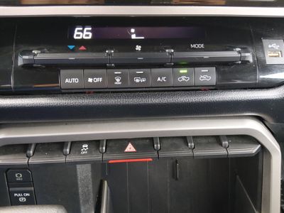 2022 Toyota Tundra 2WD - Photo 18
