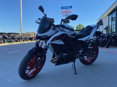 2026 Kawasaki Z500 SE ABS — side profile view