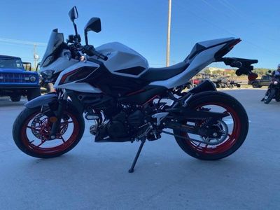 2026 Kawasaki Z500 SE ABS — photo 8 view