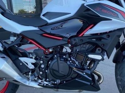 2026 Kawasaki Z500 SE ABS — photo 10 view