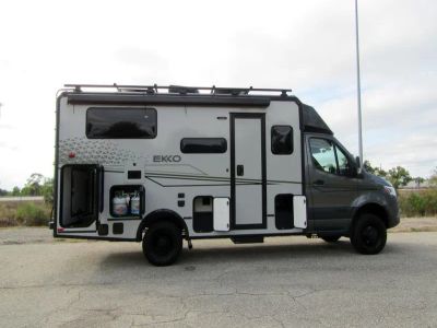 2026 Winnebago EKKO - Photo 20