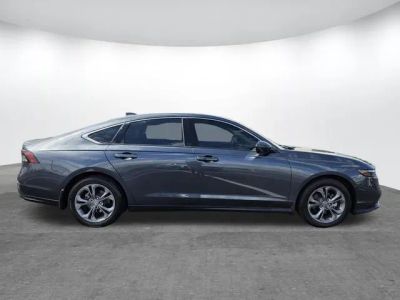 2023 Honda Accord - Photo 3