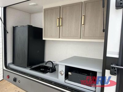 2025 Forest River RV Wildwood Heritage Glen — photo 30 view