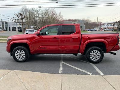 2025 Toyota Tacoma - Photo 7