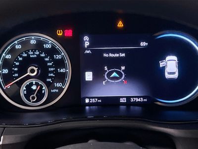 2025 Genesis GV70 — photo 19 view