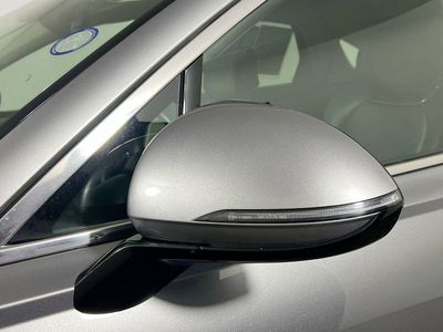 2025 Genesis GV70 — photo 10 view