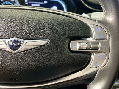2025 Genesis GV70 — photo 17 view