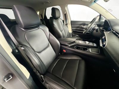 2025 Genesis GV70 — photo 27 view