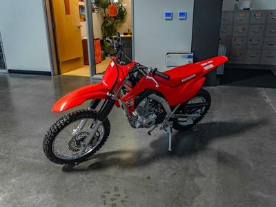 2026 Honda CRF125F - Photo 5