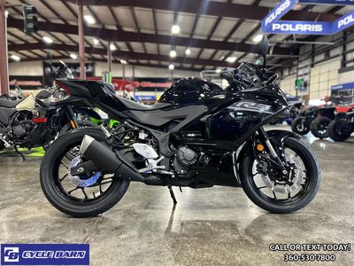 2026 Yamaha YZF-R3 - Photo 2