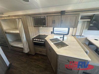 2025 Winnebago Vista - Photo 17