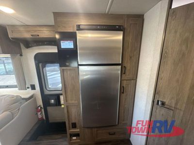 2025 Winnebago Vista - Photo 21