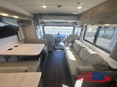 2025 Winnebago Vista - Photo 24