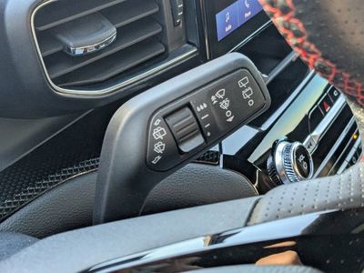 2023 Ford Explorer — photo 28 view