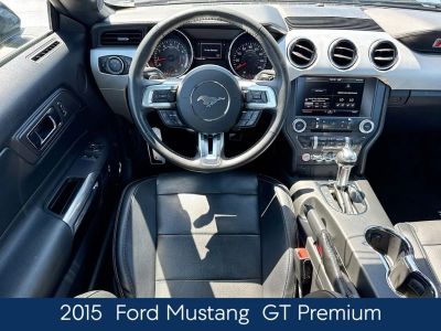 2015 Ford Mustang - Photo 14