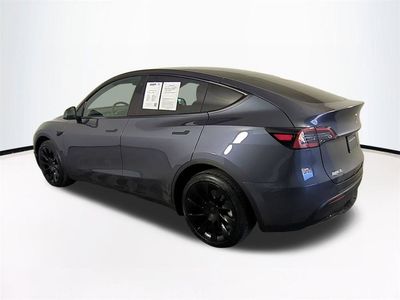 2023 Tesla Model Y — photo 7 view
