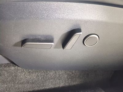 2023 Tesla Model Y — photo 23 view